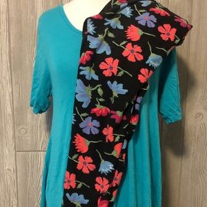 LuLaRoe xs perfect and os